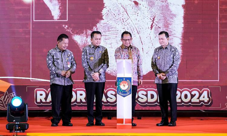 Pj Gubernur Sumut Bersama Mendagri Buka Rakornas BPSDM, Fatoni Ungkap Kompetensi yang Wajib Dimiliki Aparatur Pemerintah