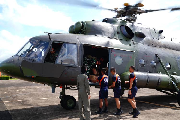 Satgas TNI Penanggulangan Bencana di Filipina Sentuh Langsung Penduduk Terdampak Badai