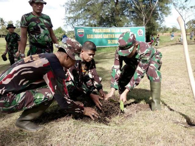 Korem 032 Wirabraja Tanam 2000 Batang Pohon untuk Penghijauan