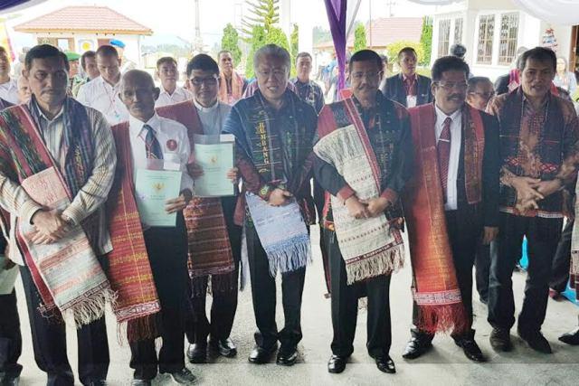 Masyarakat Humbahas Terima 1000 Sertifikat Tanah