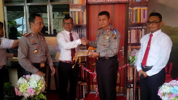 Perpustakaan Sat Narkoba Polrestabes Medan Diresmikan Kapolda Sumut