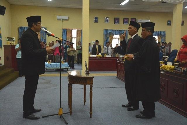 Nixon Simanjuntak Dilantik Jadi Anggota DPRD Kota Sibolga