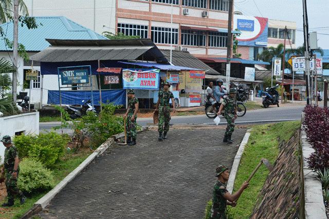 Korem 033/WP dan Jajarannya Gelar Karya Bhakti di TMP