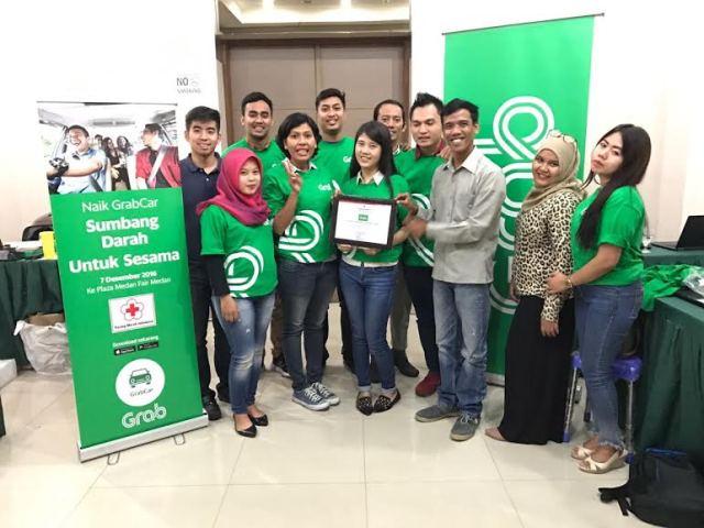 Grab Berikan Penghargaan Kepada Mitra Pengemudi dan Komunitas Lokal 