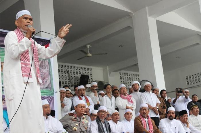 Ahok Harus Diperlakukan Seperti Penista Agama Lainnya
