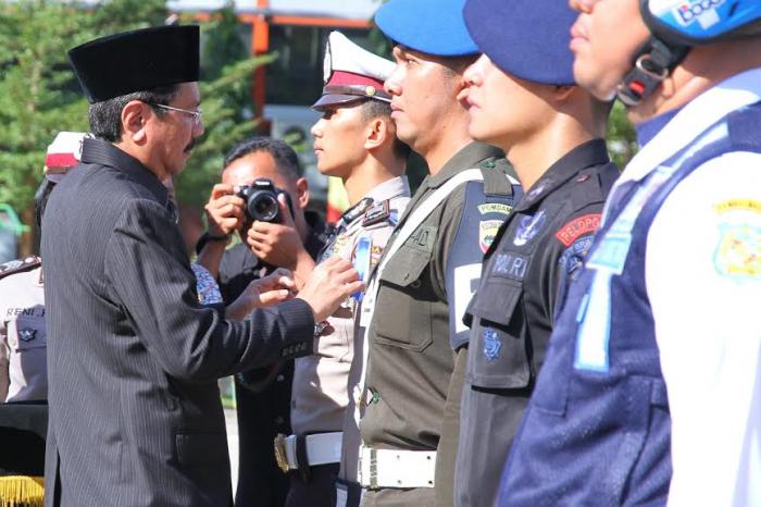 Gubsu Irup Apel Operasi Lilin Toba 2016