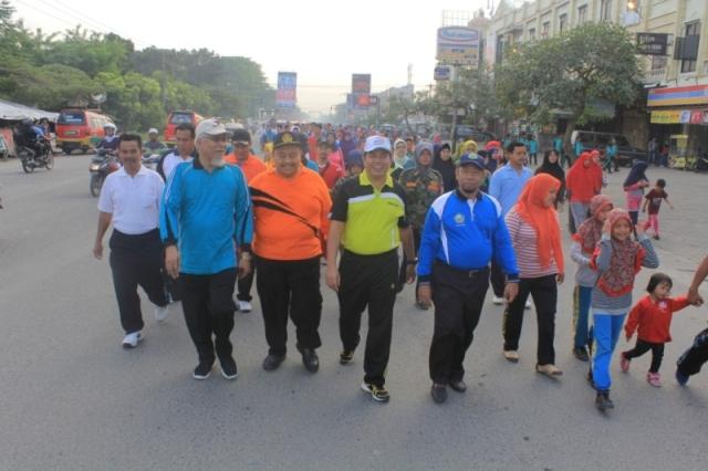 Sambut HAB Kemenag RI, 8.000 Orang Ikuti Gerak Jalan di Medan