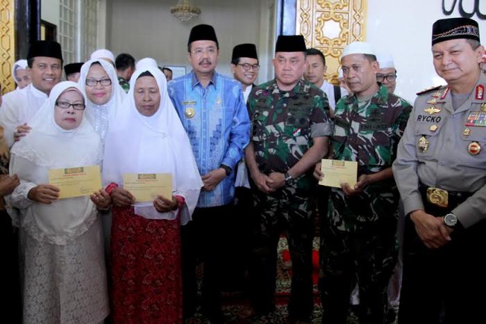 Gubernur Sumut Hadiri Milad Ke-III Pengajian Halimah Bunda Indah