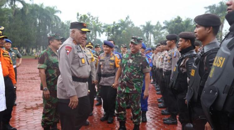 Rayakan Kasih Natal, Kapolda Sumut Undang Anggota Open House di Kediamannya
