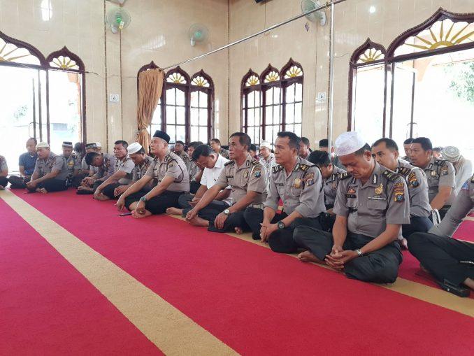 Polres Deli Serdang Peringati Maulid Nabi bersama Jajarannya