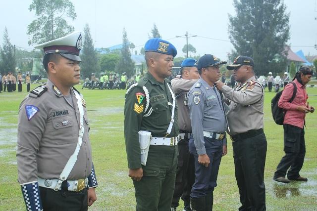 Polres Simalungun Apel Pasukan Operasi Lilin Toba 2017