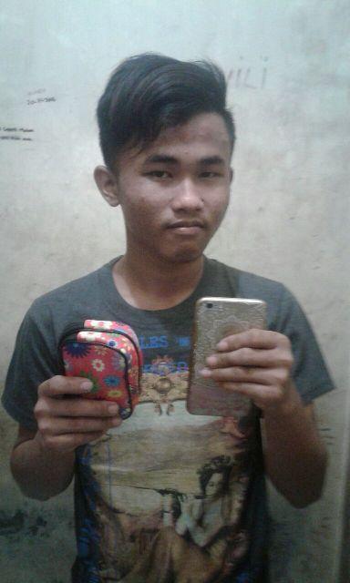 Jualan Lontong Sambil Main Game, Dompet dan HP Putri Nyaris Hilang Diambil Maling di Jalan Sakti Lubis