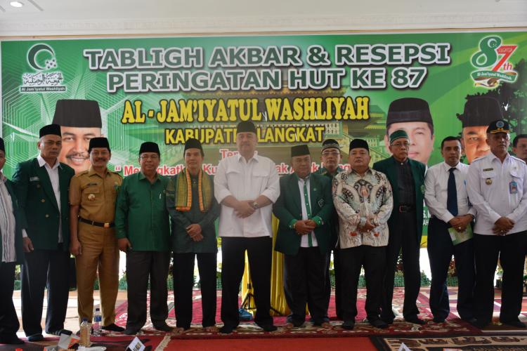 Bupati Langkat H Ngogesa Sitepu SH Hadiri HUT Al-Jamiyatul Wasliyah ke-87
