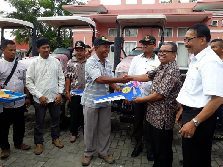 Legislator: Petani Punya Peran Strategis