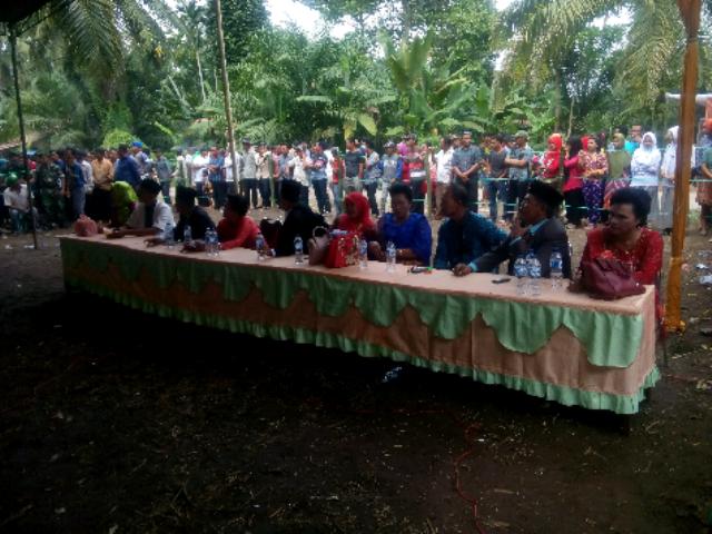 Pilkades Serentak, Ribuan Warga Desa Durian Padati TPS