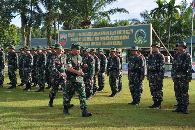 Danrem 022/PT Buka Latihan Penanggulangan Bencana Alam