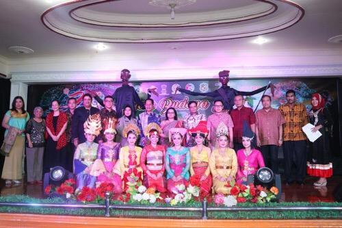 Walikota Ajak Masyarakat Saling Bantu Tanpa Pandang Suku dan Agama