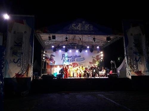 Tim Pertunjukan Rakyat Medan Pukau Penonton Festival Petunra Nasional