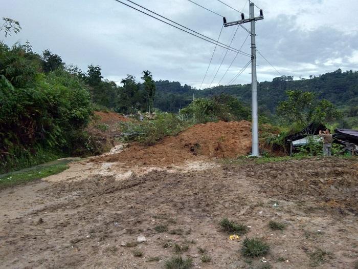 Tanah Longsor di Tobasa Timbun 4 Rumah, Korban Tewas 2 Orang, 2 Luka dan 9 Hilang
