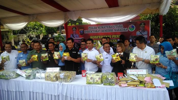 Sebanyak 130,29 Kg Sabu dan 159 Butir Ekstasi Diamankan Poldasu