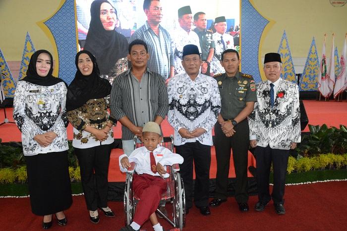 Bupati Deli Serdang Ucapkan Terima kasih pada Guru