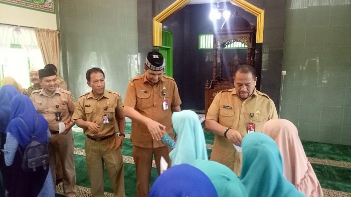 Peringati Maulid Dispora Sumut Santuni Anak Yatim