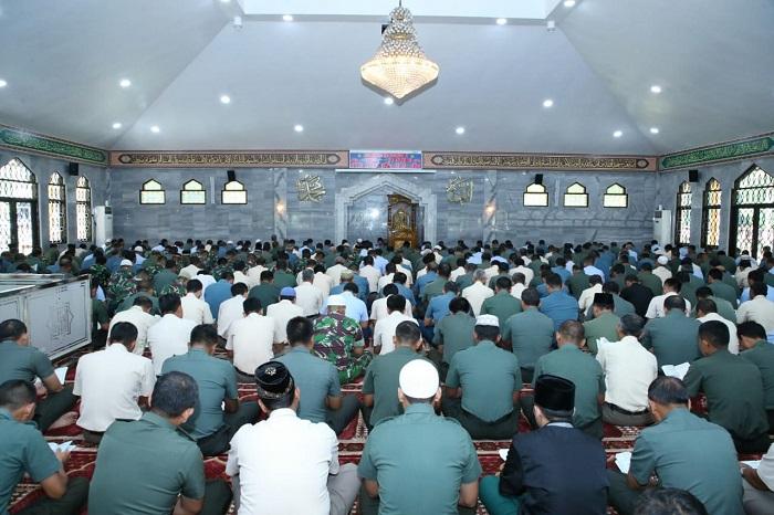 Mabes TNI Gelar Istighotsah dan Doa Bersama di Penghujung 2018