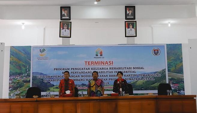 Pemkab Humbahas Beri Bantuan 100 Juta kepada 20 Penyandang Disabilitas Intelektual