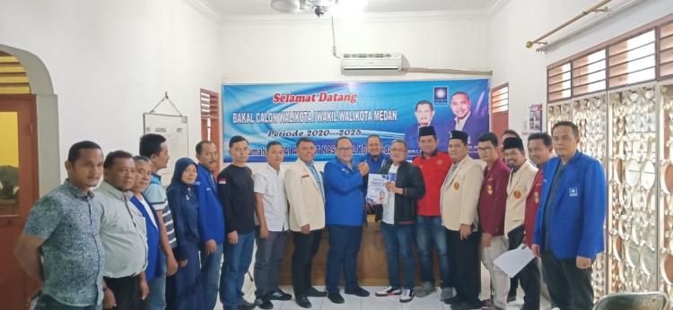 Angkatan Muda Muhammadiyah Dampingi Ketua POK DPW PAN Sumut Suhandi ST MM Daftar Calon Wakil Walikota ke PAN Medan
