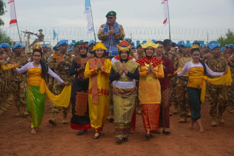 Asops Kasad Kunjungi Kontingen Garuda di Republik Demokratik Kongo