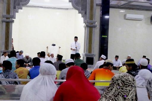 Plt Walikota Medan Serap Aspirasi Masyarakat Melalui Magrib Berjamaah