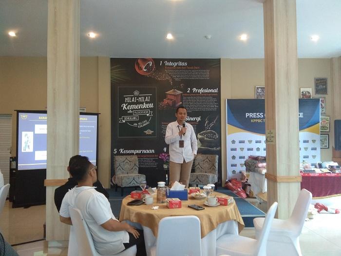 Bea Cukai Bandara Kualanamu Berikan Tips Terkait Aturan Barang Bawaan Penumpang