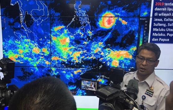 BMKG Himbau Warga Waspada Cuaca Ekstrem di Sumut Selama Libur Nataru