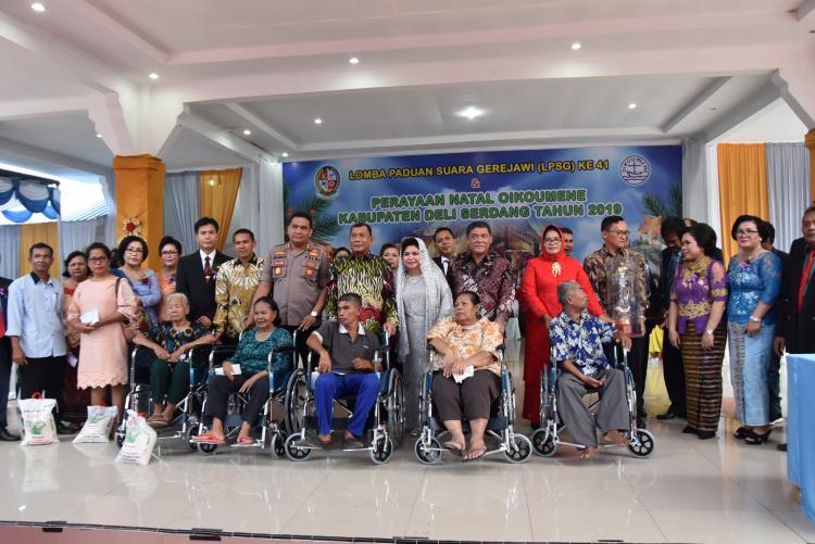 Bupati dan Wabup Menghadiri Perayaan Natal Oikumene dan LPSG Kabupaten Deli Serdang