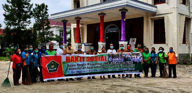 Kepala Kemenag Asahan Pantau Bersih-Bersih Rumah Ibadah, Sambut HAB Kemenag RI ke-75