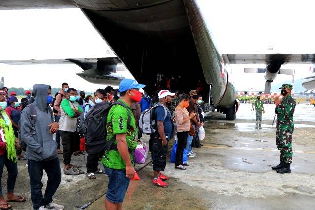 Panglima TNI Siapkan Pesawat Hercules, Bantu Masyarakat Papua Rayakan Natal dan Tahun Baru 2021