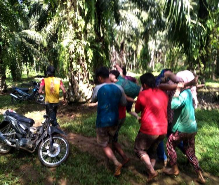 Sedang Perbaiki Aliran Parit, Pemuda Namorambe Tewas Tertimbun Longsor