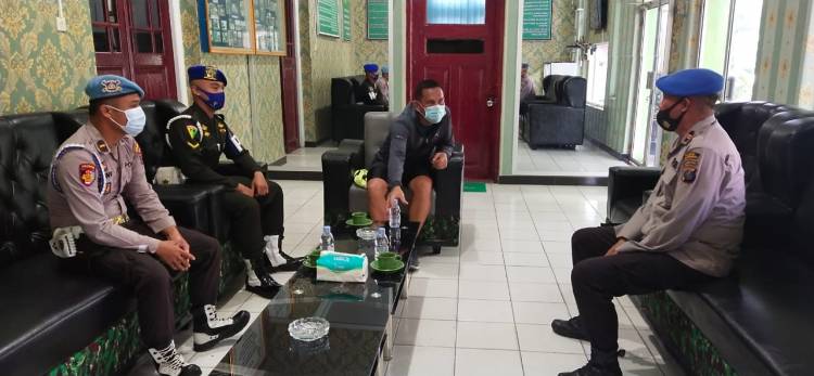 Polresta Deli Serdang Jalin Solidaritas dan Sinergitas TNI-Polri, Silaturahmi ke Mako DenpomI/1-3 Lubuk Pakam