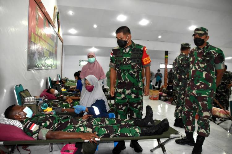  Peringati Hari Juang TNI AD, Ratusan Prajurit TNI dan Polri Ikut Donor Darah
