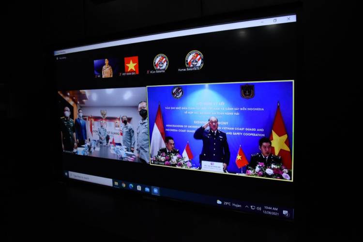 Bakamla RI-Vietnam Coast Guard Jalin Kerja Sama Keamanan dan Keselamatan Maritim