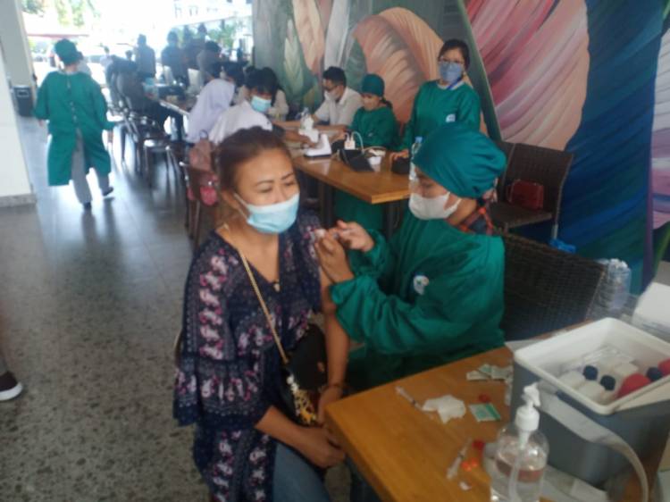 Dukung Program Pemerintah, Polsek Medan Baru Percepatan Vaksinasi Massal 