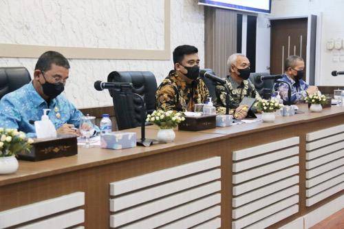 Bobby Nasution Tertibkan Bangunan Tanpa IMB, Instruksikan OPD dan Kecamatan Berkolaborasi