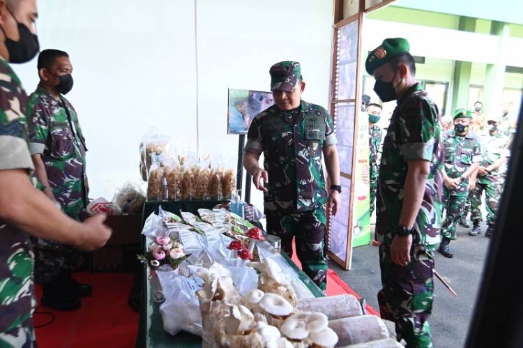 KSAD Apresiasi Produk Unggulan Hasil Para Babinsa di Wilayah Kodam Brawijaya
