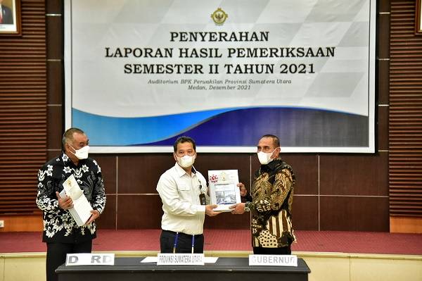 Terima Laporan Hasil Pemeriksaan BPK, Edy Rahmayadi : Segera Tindak Lanjuti