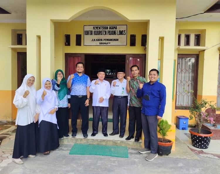 Kankemenag Palas Terima Kunjungan Monitoring Pemutakhiran Data Kepegawaian dari Kanwil Kemenag Sumut
