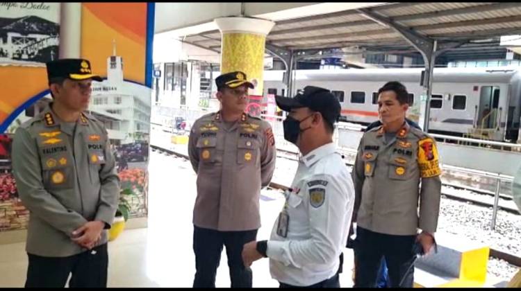 Jelang Nataru, Kapolrestabes Medan Cek sejumlah Pos Pelayanan dan Pos Pengamanan 