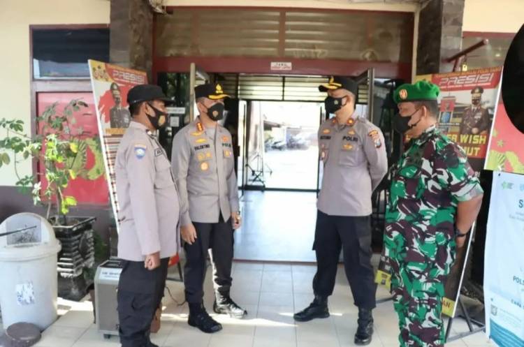 Kunjungi Polsek Percut Sei Tuan, Kapolrestabes Medan Tekankan Kepada Anggota Tetap Waspada Teror Bom