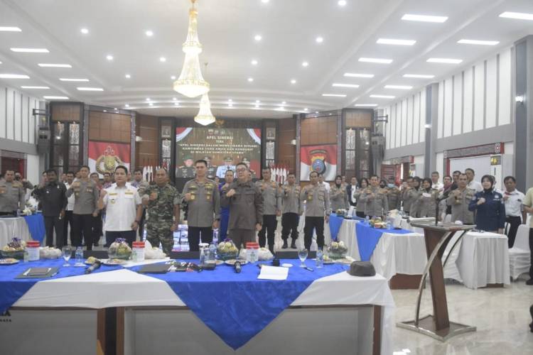  Kapolrestabes Medan Hadiri Apel Sinergi di Mapolda Sumut 