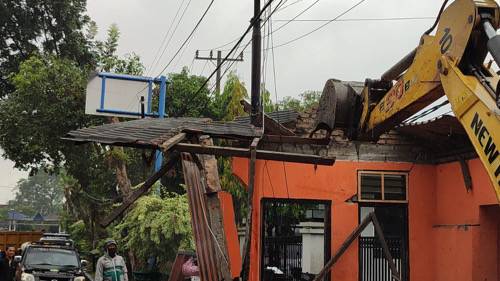  Pemko Medan Bongkar Posko OKP di Kecamatan Medan Amplas
