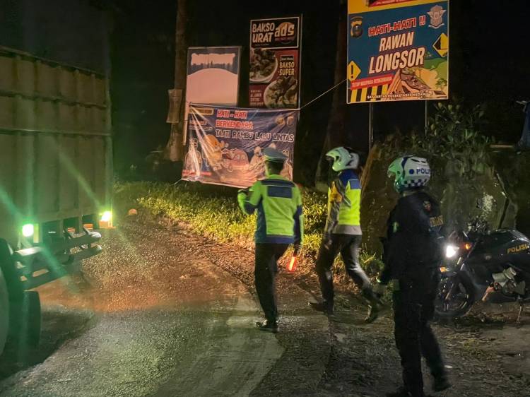 Kapolrestabes Urai Kemacetan di Jalur Wisata Medan - Sibolangit